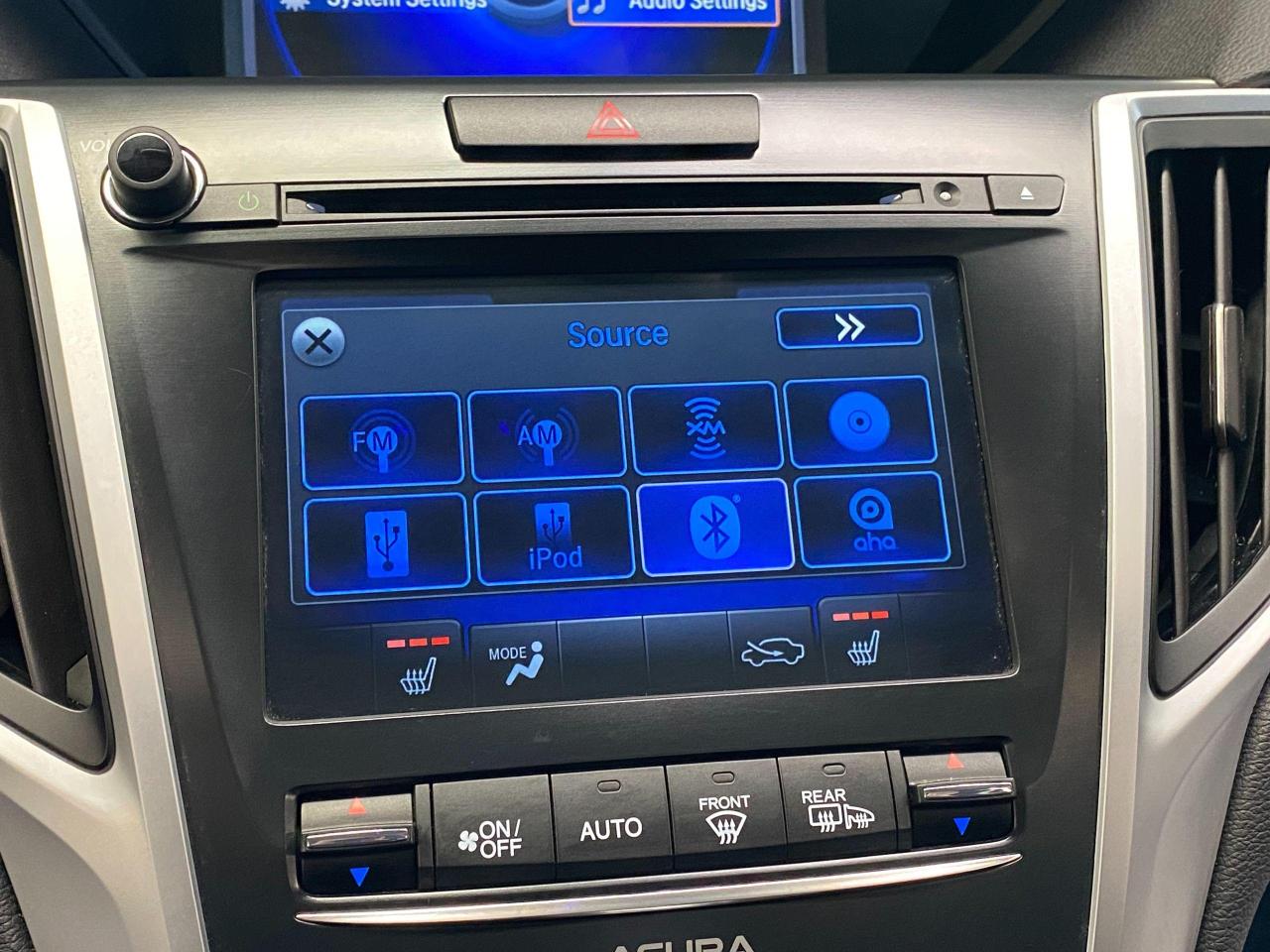 2017 Acura TLX V6 SH-AWD+Leather+Camera+Roof+CLEAN CARFAX - Photo #34