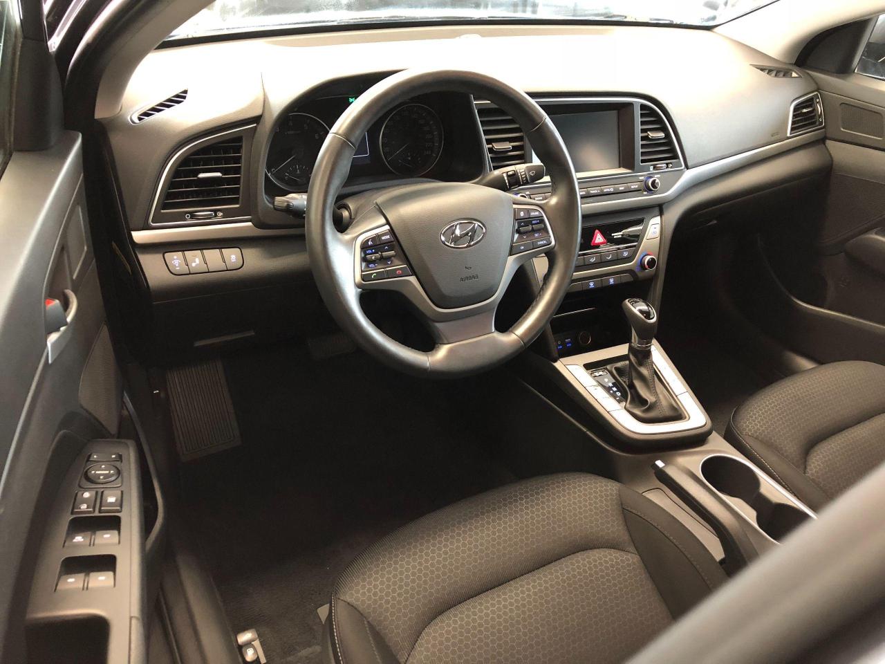 2017 Hyundai Elantra GL+ApplePlay+Heated Steering+Blind Spot+Camera Photo15