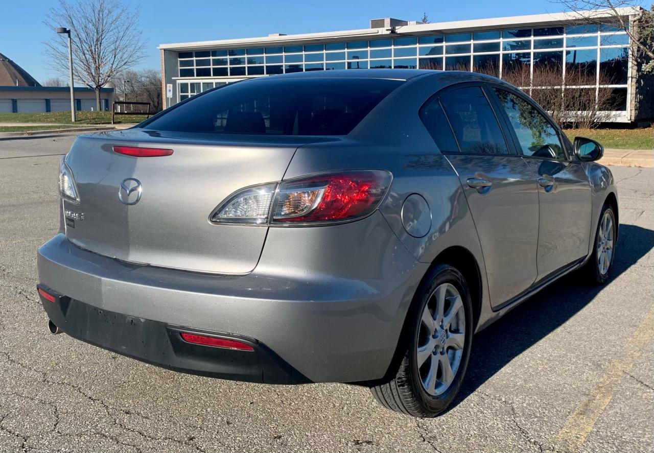 2011 Mazda MAZDA3 GS - Photo #12