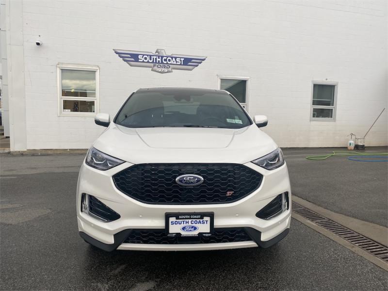 2021 Ford Edge ST Photo5