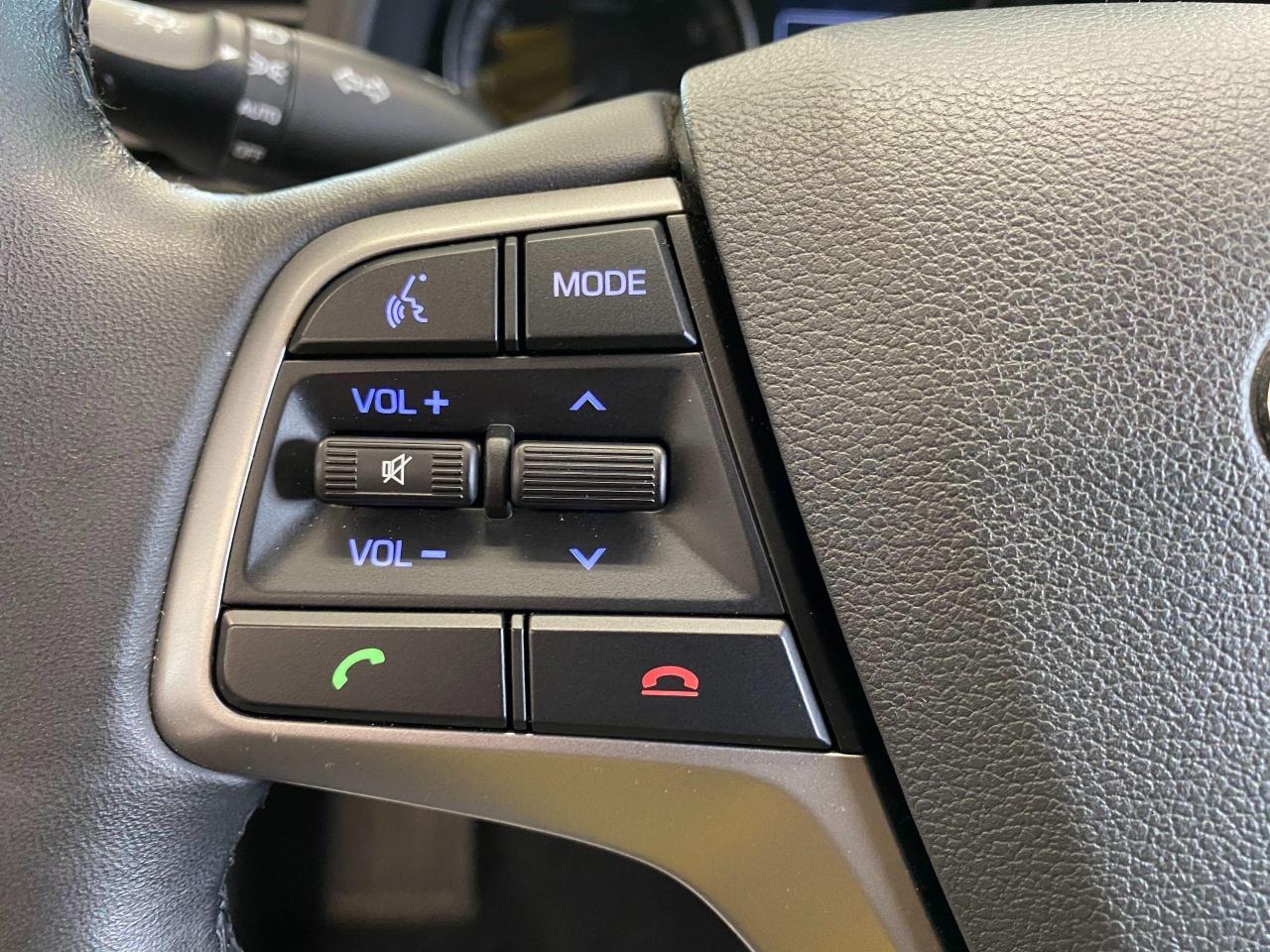 2017 Hyundai Elantra GL+ApplePlay+Blind Spot+Camera+CLEAN CARFAX Photo51