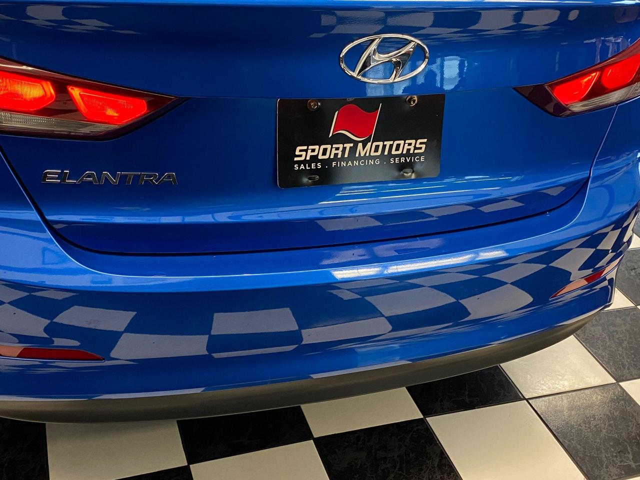 2017 Hyundai Elantra GL+ApplePlay+Blind Spot+Camera+CLEAN CARFAX Photo130