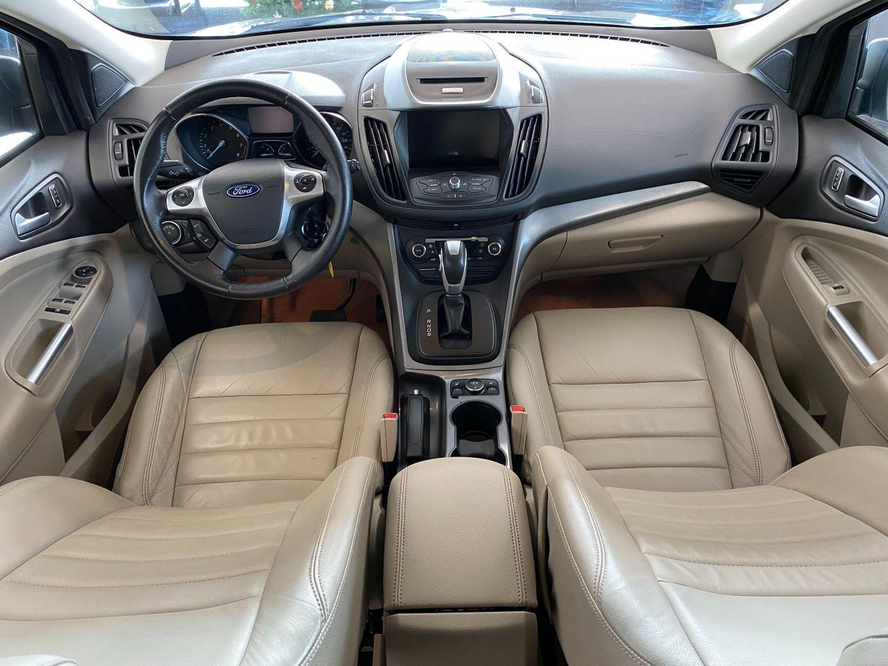 2015 Ford Escape SE+My FordTouch+Leather+Camera+Sensors+CLEANCARFAX - Photo #8