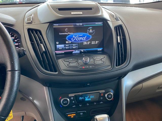 2015 Ford Escape SE+My FordTouch+Leather+Camera+Sensors+CLEANCARFAX Photo10