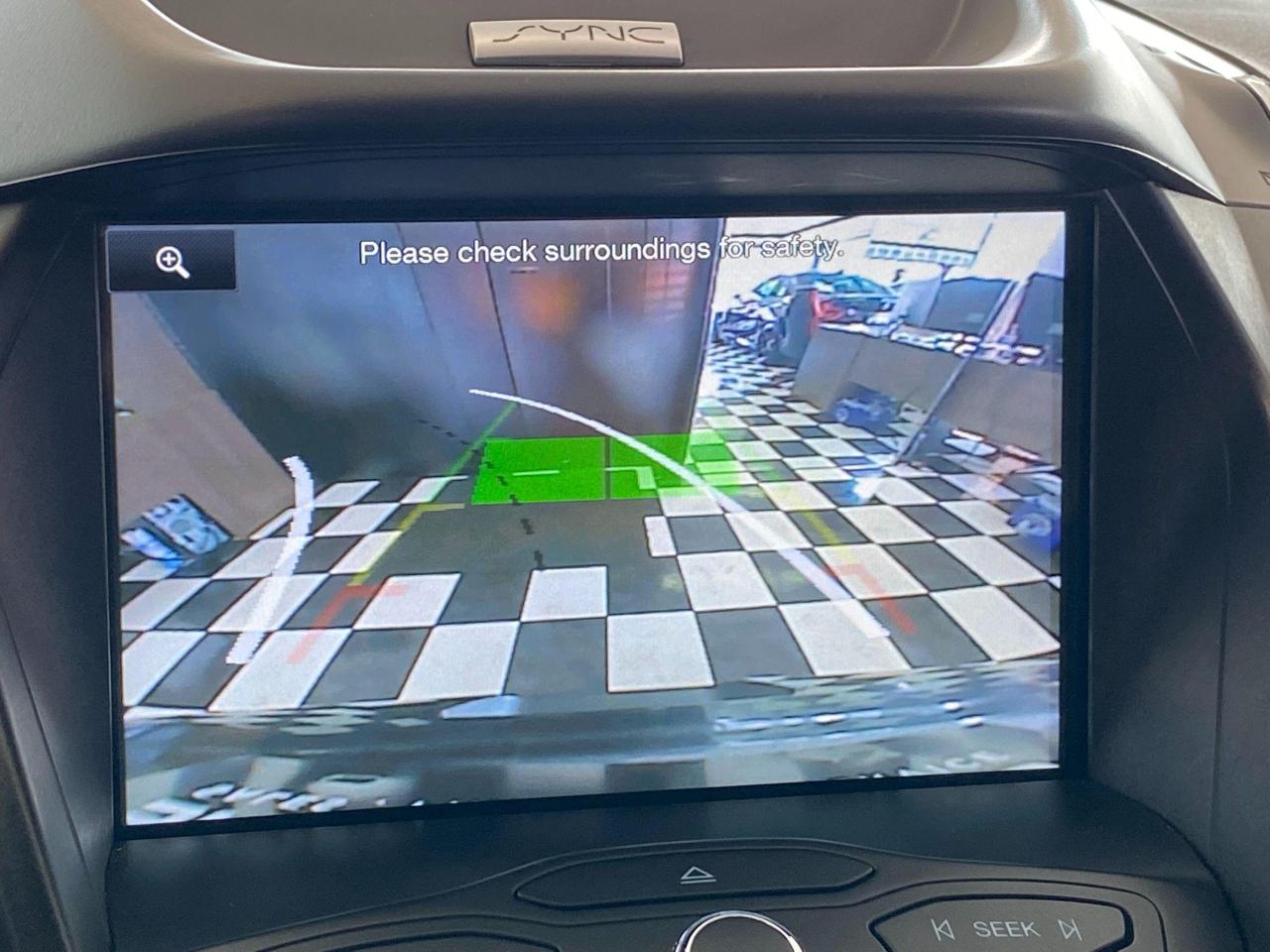 2015 Ford Escape SE+My FordTouch+Leather+Camera+Sensors+CLEANCARFAX - Photo #11