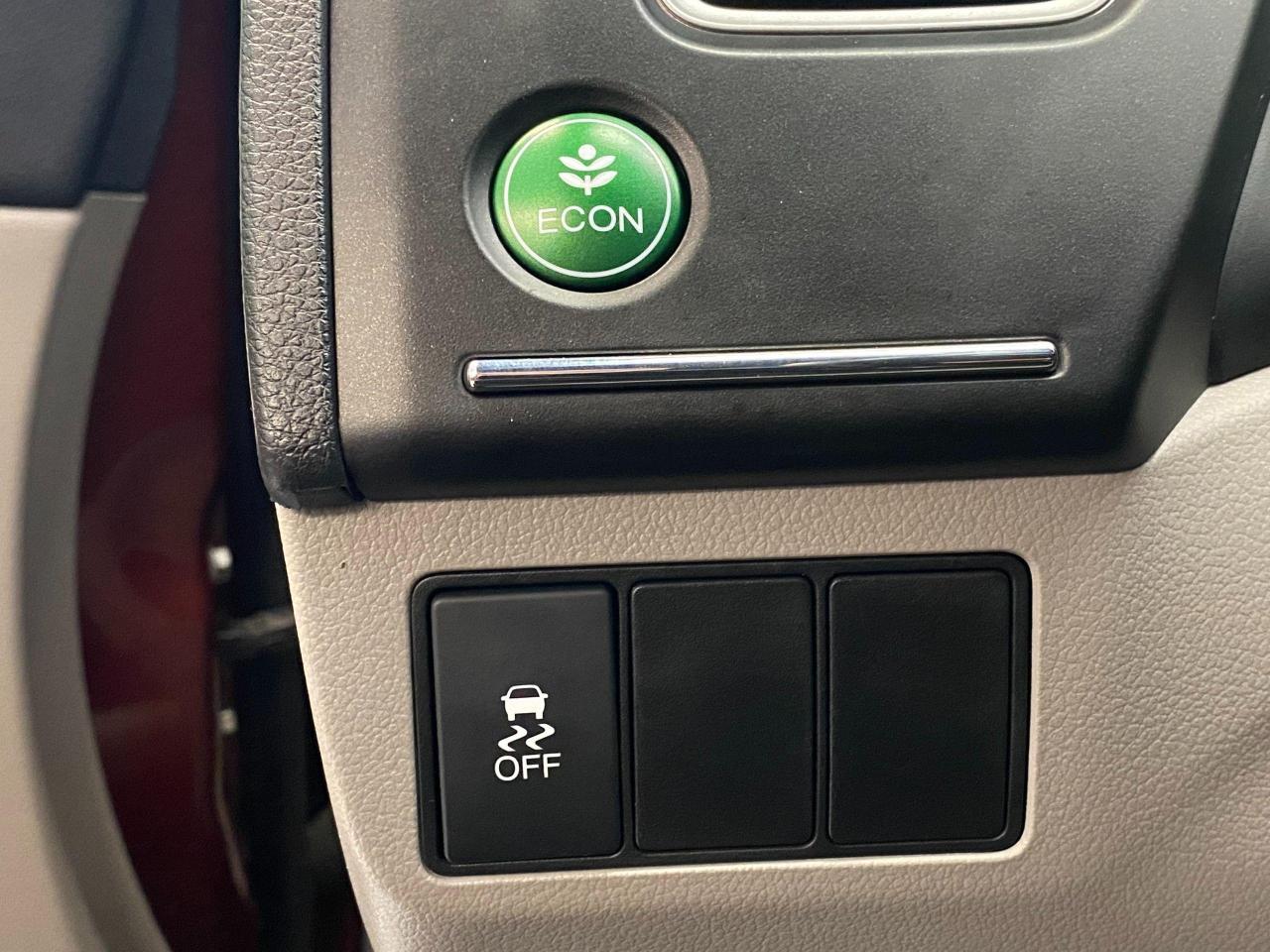 2015 Honda Civic LX+Bluetooth+Heated Seats+Camera+CLEAN CARFAX - Photo #33
