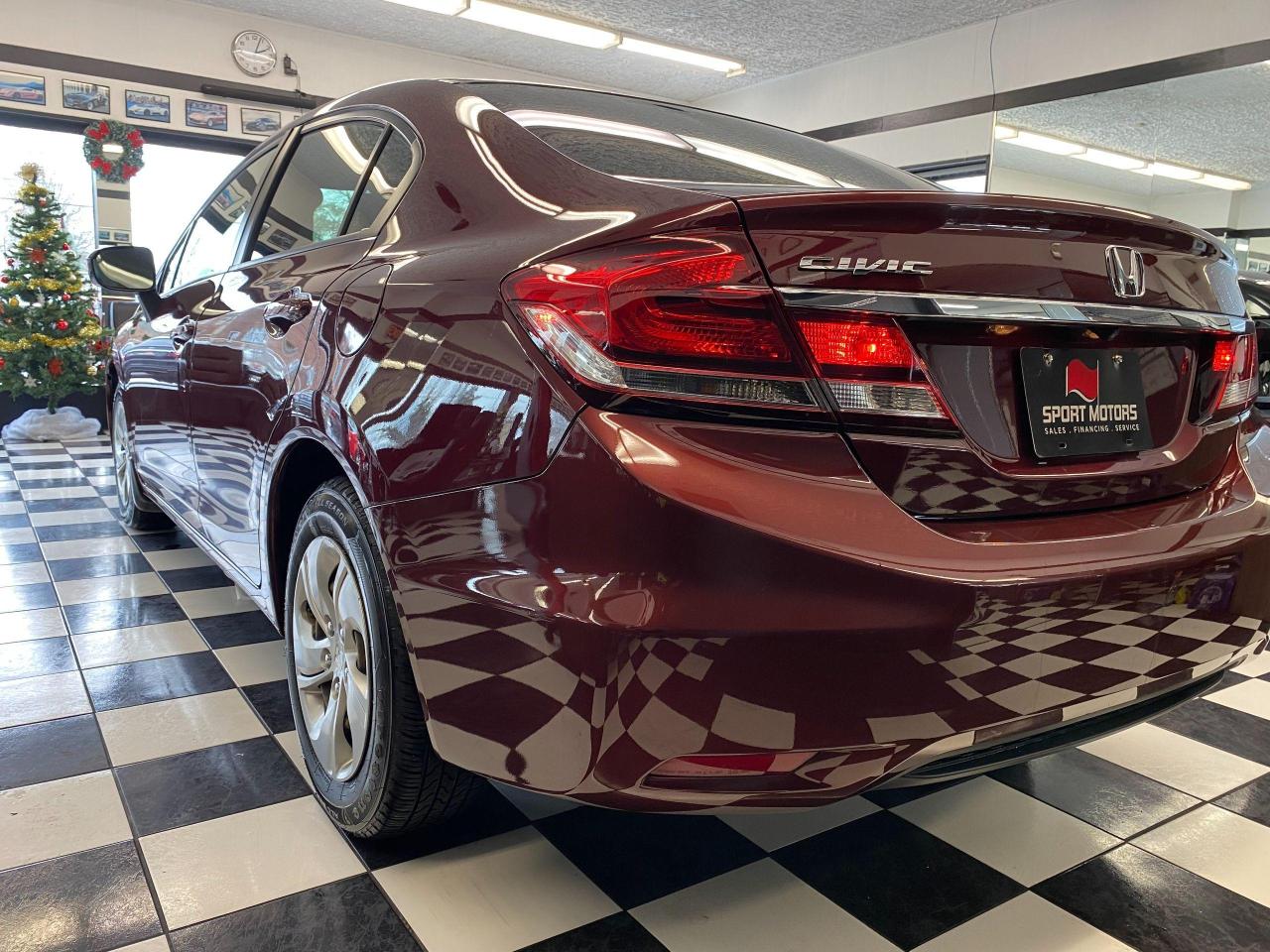 2015 Honda Civic LX+Bluetooth+Heated Seats+Camera+CLEAN CARFAX - Photo #38