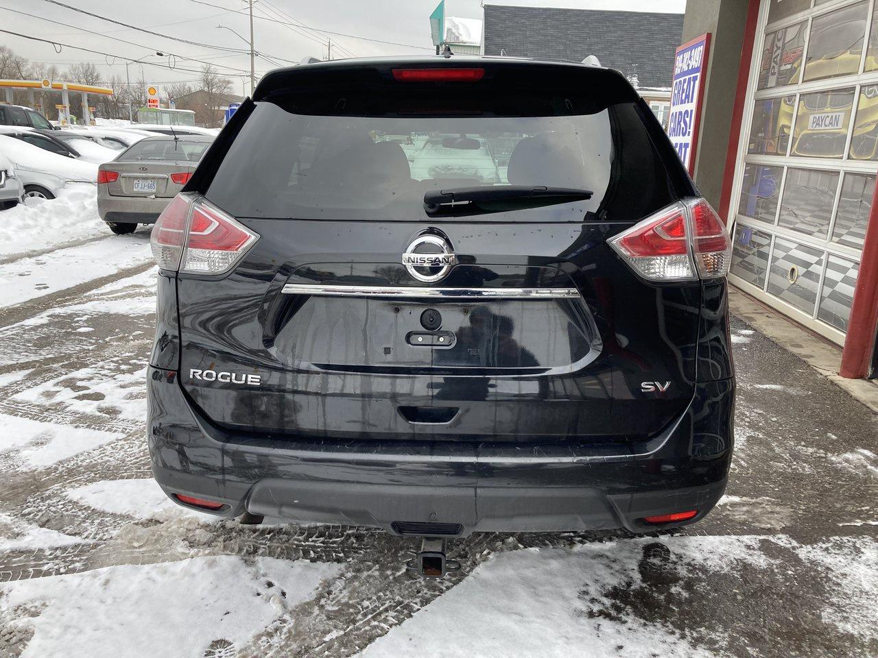 2016 Nissan Rogue S Photo3