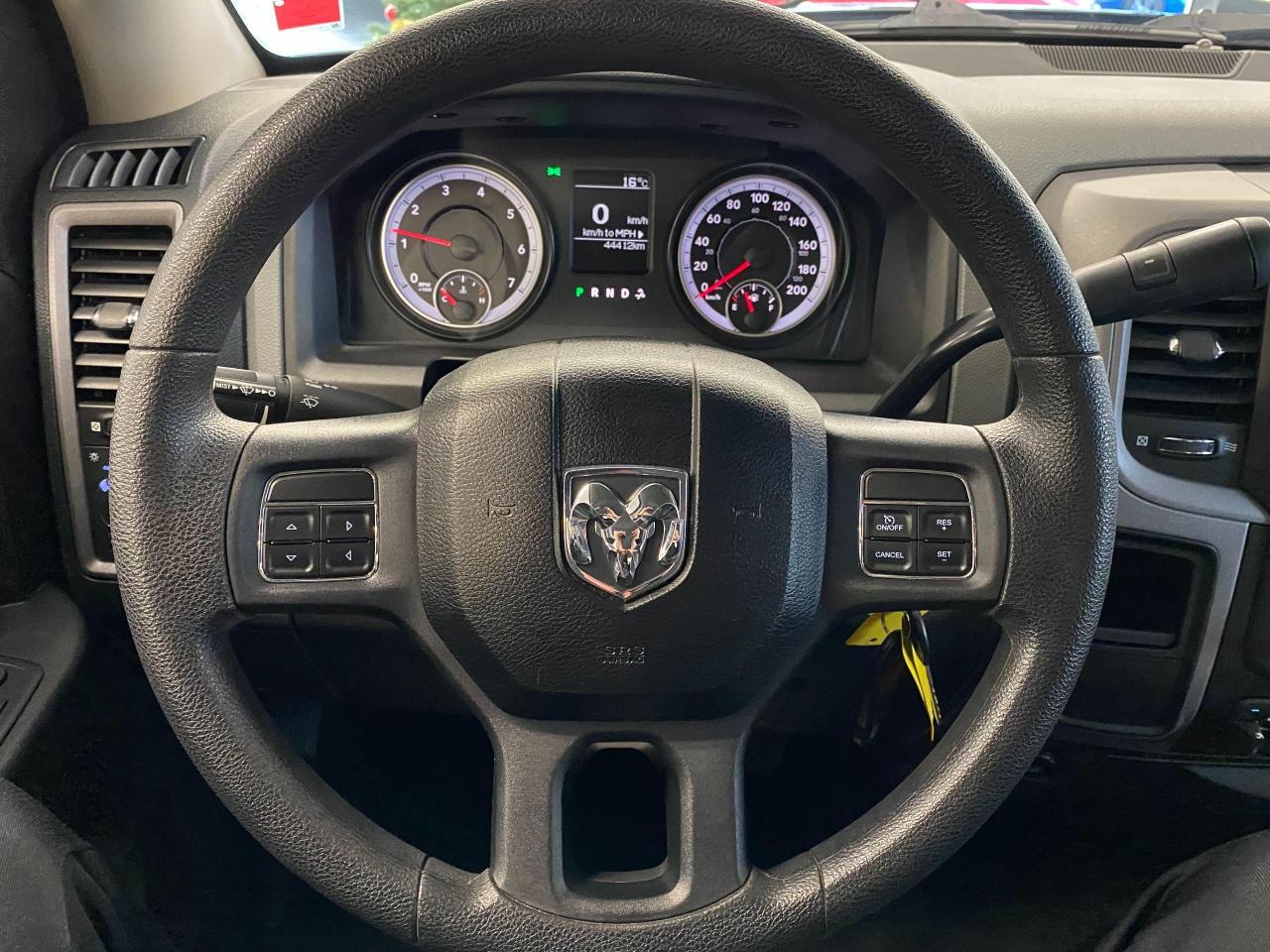 2014 RAM 1500 ST 5.7L V8 HEMI+Cruise+A/C+6 Passenger Photo64