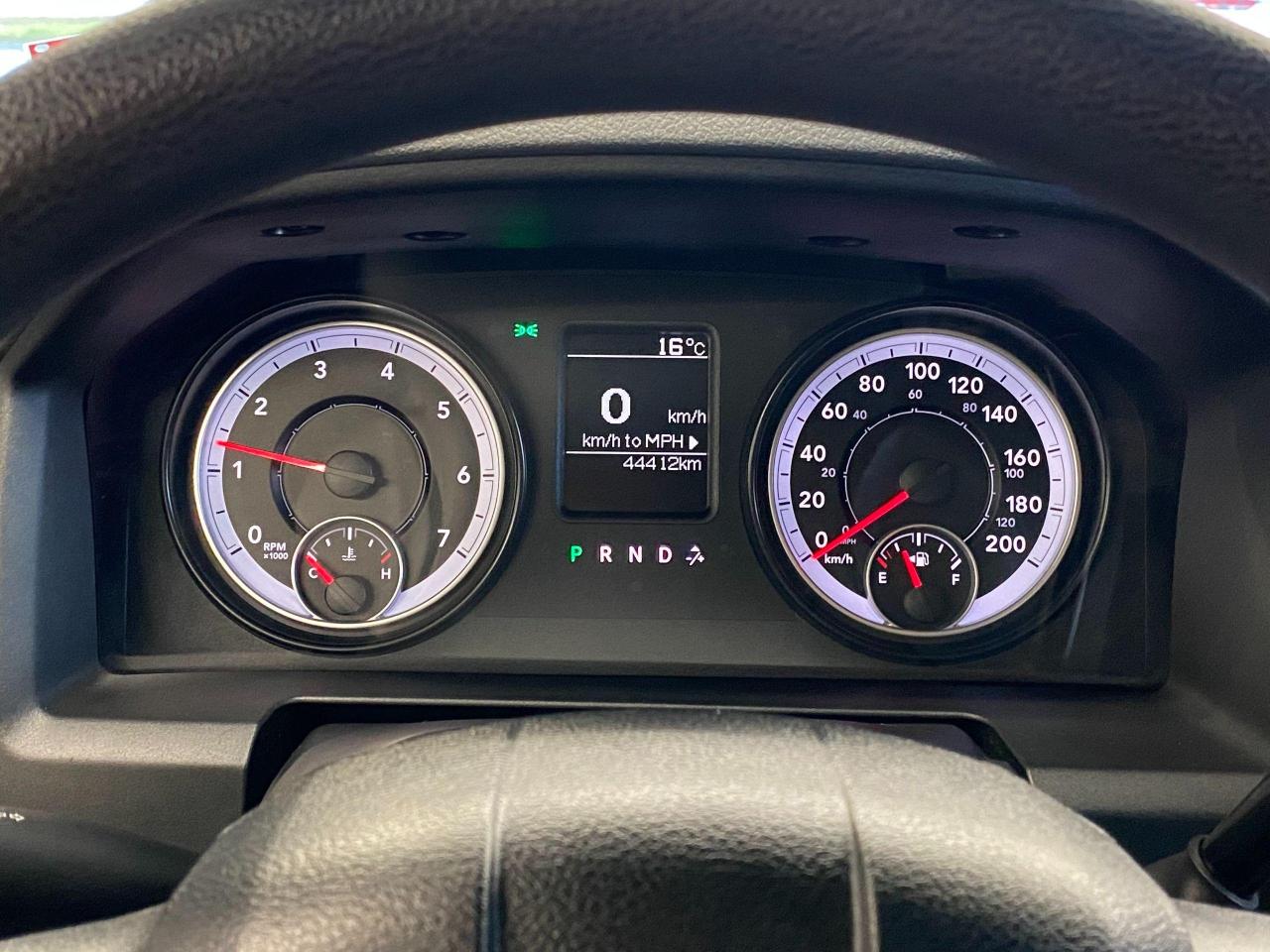 2014 RAM 1500 ST 5.7L V8 HEMI+Cruise+A/C+6 Passenger Photo69