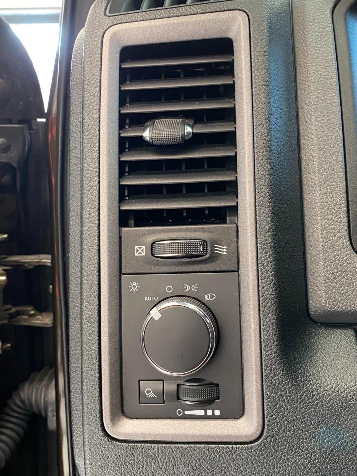 2014 RAM 1500 ST 5.7L V8 HEMI+Cruise+A/C+6 Passenger Photo84