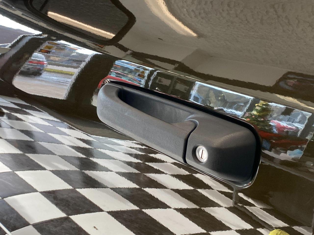 2014 RAM 1500 ST 5.7L V8 HEMI+Cruise+A/C+6 Passenger Photo44