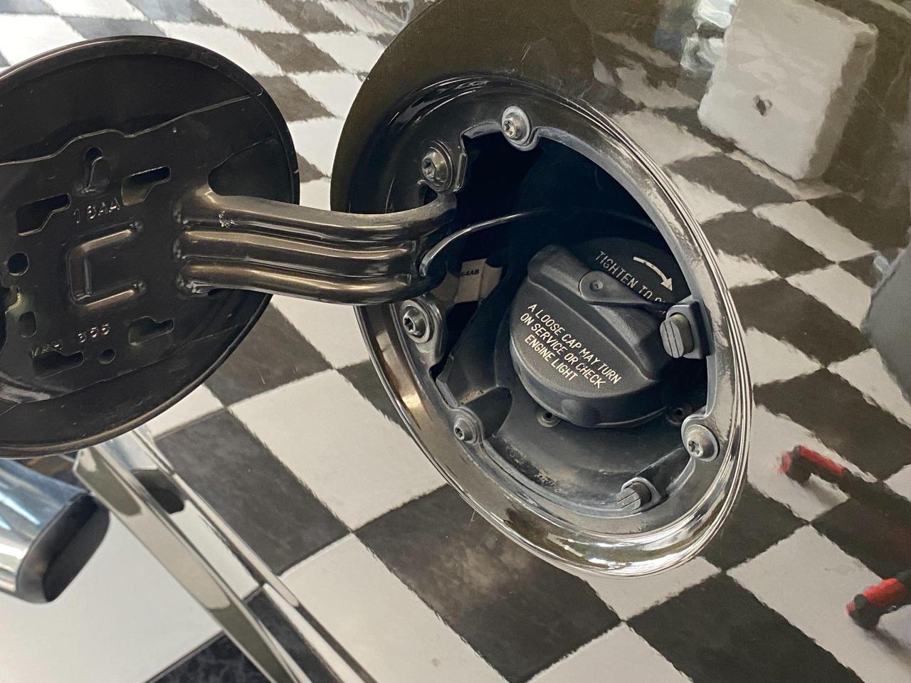 2014 RAM 1500 ST 5.7L V8 HEMI+Cruise+A/C+6 Passenger - Photo #51