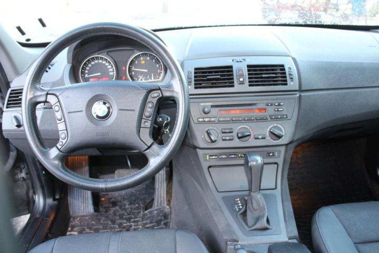 2004 BMW X3 2.5i Photo4