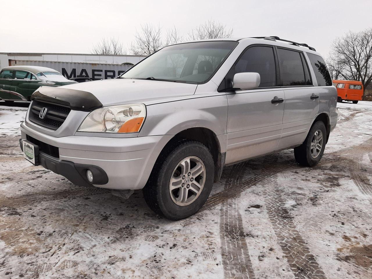 Used 2005 Honda Pilot EX 8 PASSENGER for sale in Yarker, ON