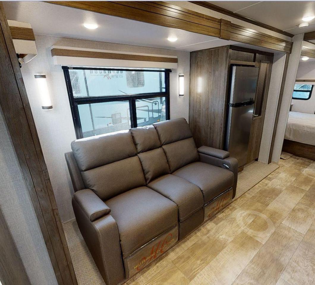 2022 Rockwood RLT8262RBS-W 
