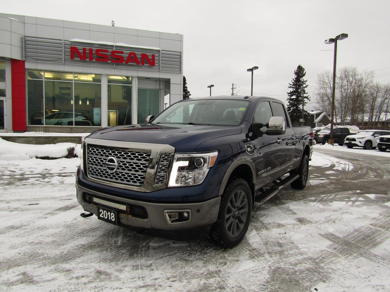 2018 Nissan Titan Platinum Photo