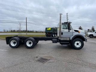 2009 International 7500 CAB AND CHASSIS- ONLY 33000KM - Photo #4