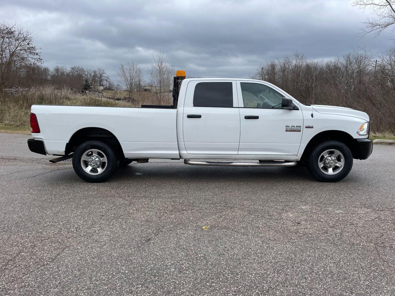 2014 RAM 2500 CREW CAB- 8 FOOT BOX- HEMI- 2WD - Photo #4