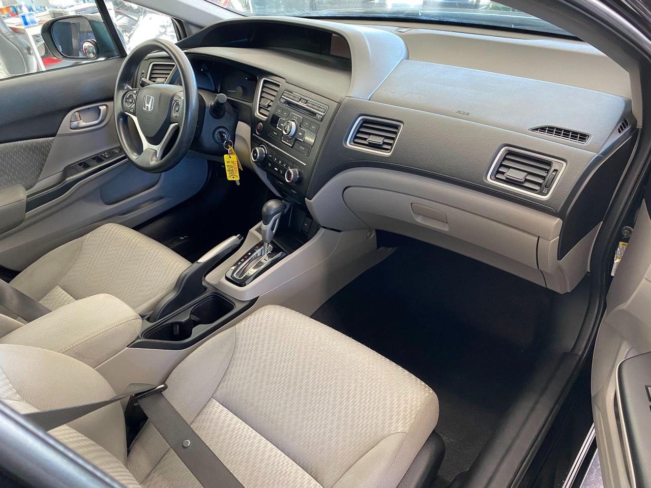 2015 Honda Civic LX+Bluetooth+Heated Seats+Camera+A/C Photo78