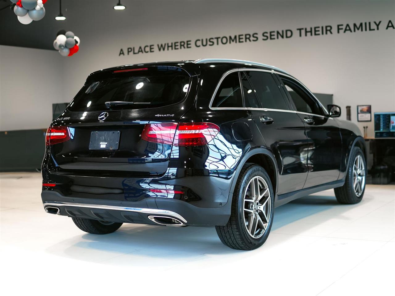 2019 Mercedes-Benz GLC 300 AMG | 360 CAM | NAV | PANO | NO ACCIDENTS Photo