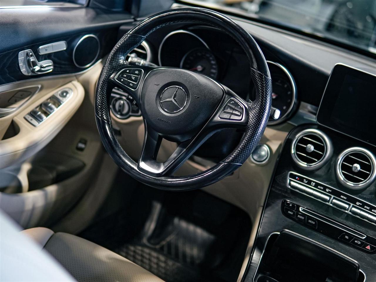 2019 Mercedes-Benz GLC 300 AMG | 360 CAM | NAV | PANO | NO ACCIDENTS Photo