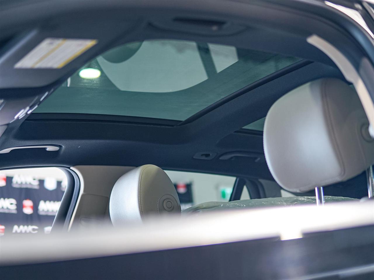 2019 Mercedes-Benz GLC 300 AMG | 360 CAM | NAV | PANO | NO ACCIDENTS Photo