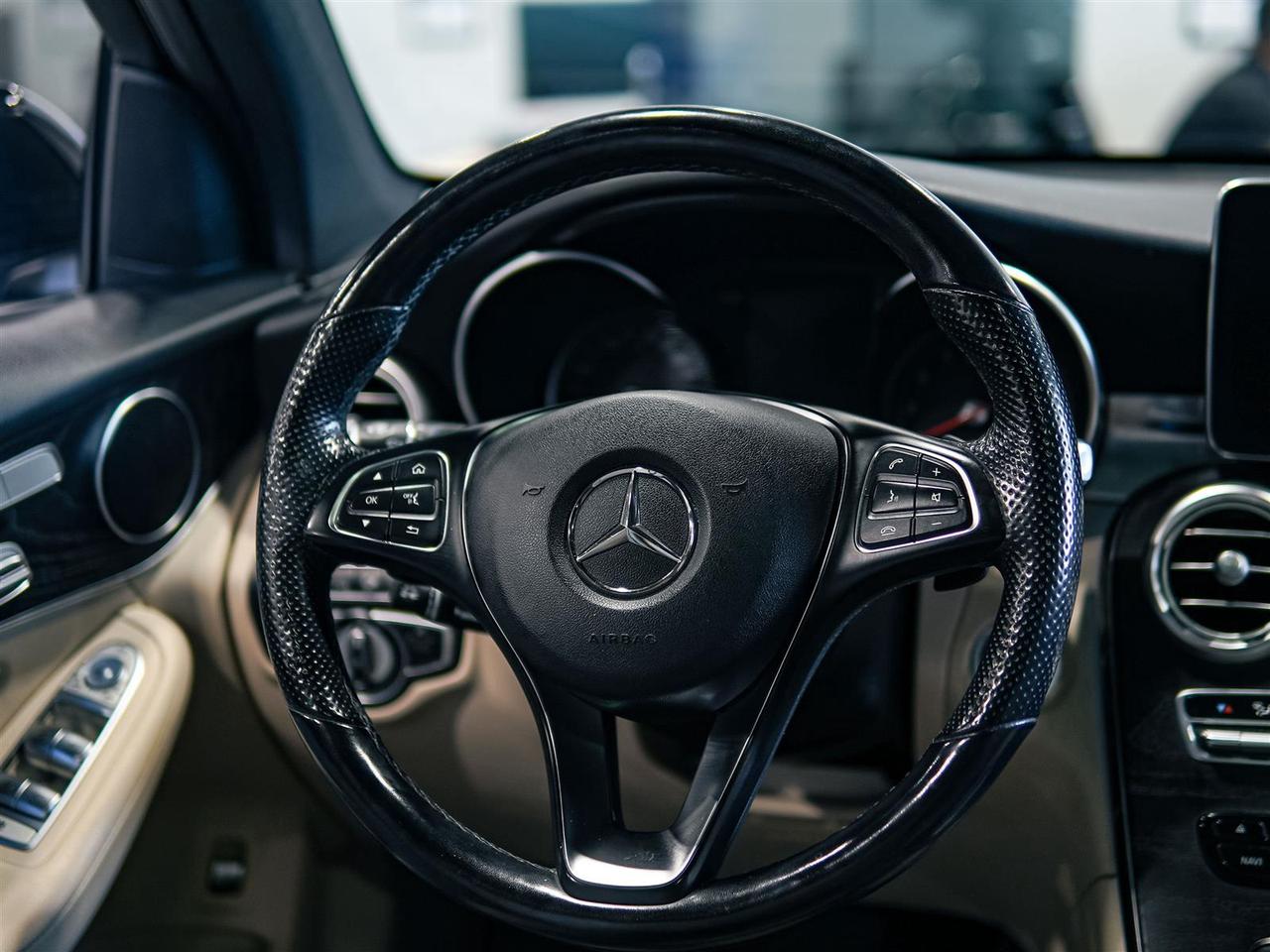 2019 Mercedes-Benz GLC 300 AMG | 360 CAM | NAV | PANO | NO ACCIDENTS Photo