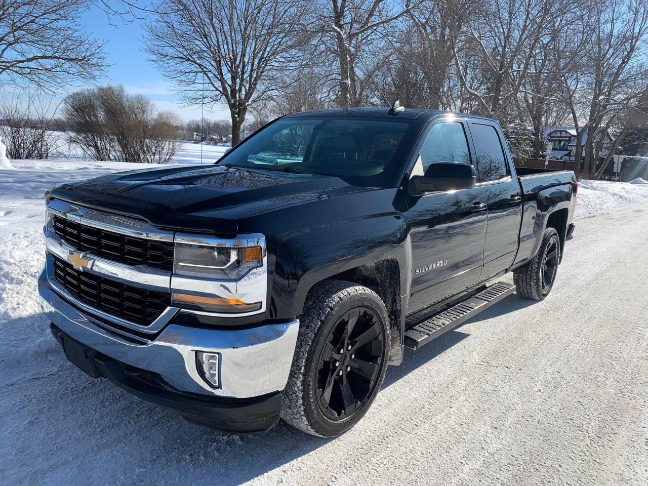 Used 2018 Chevrolet Silverado 1500 LT w/1LT for sale in Roxboro, QC