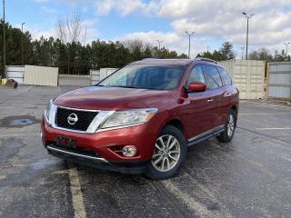 Used 2015 Nissan Pathfinder SV 4WD for sale in Cayuga, ON