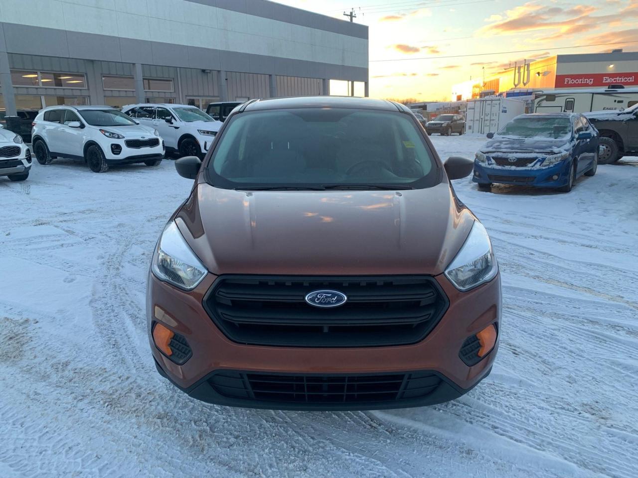 2017 Ford Escape S Photo2