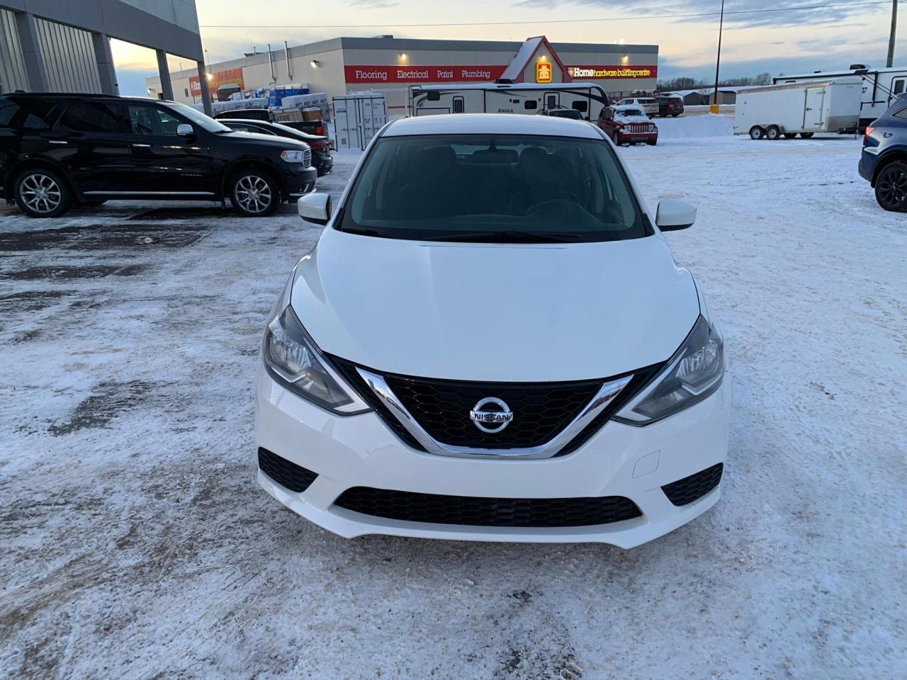 2017 Nissan Sentra 1.8 SV Photo2