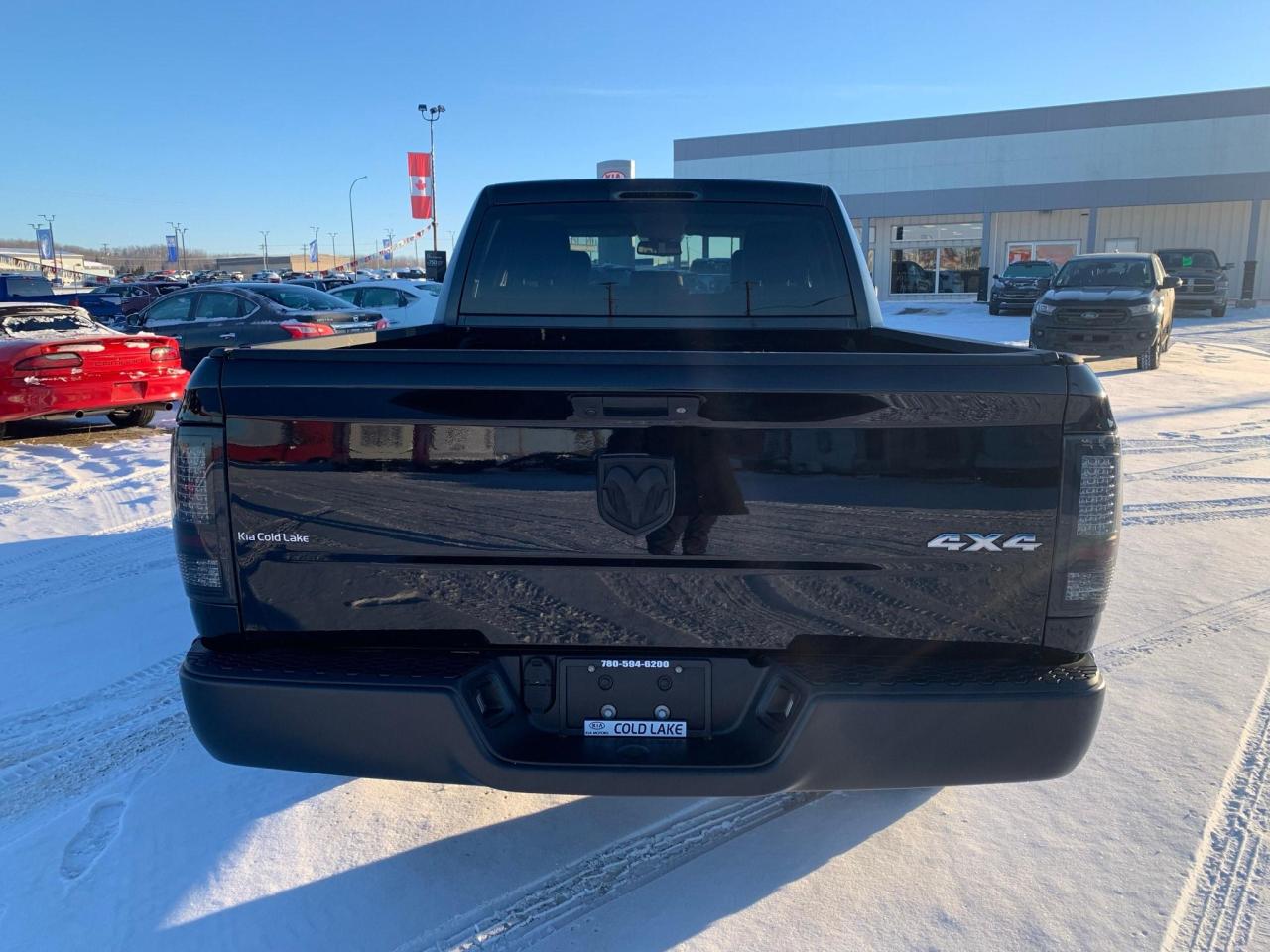 2019 RAM 1500 Classic ST Photo4