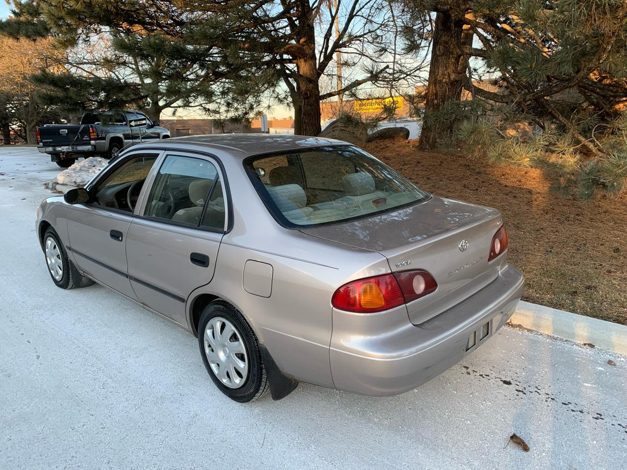 2002 Toyota Corolla CE-ONLY 188,729KMS! CARFAX REPORT CLEAN-NO CLAIMS! - Photo #6