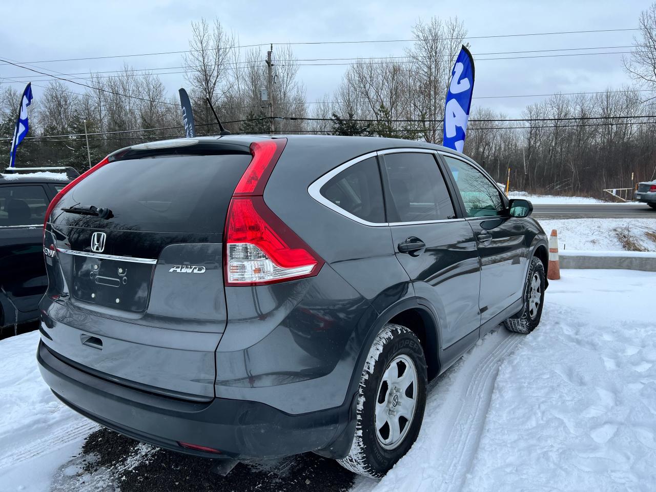 2013 Honda CR-V LX - Photo #4