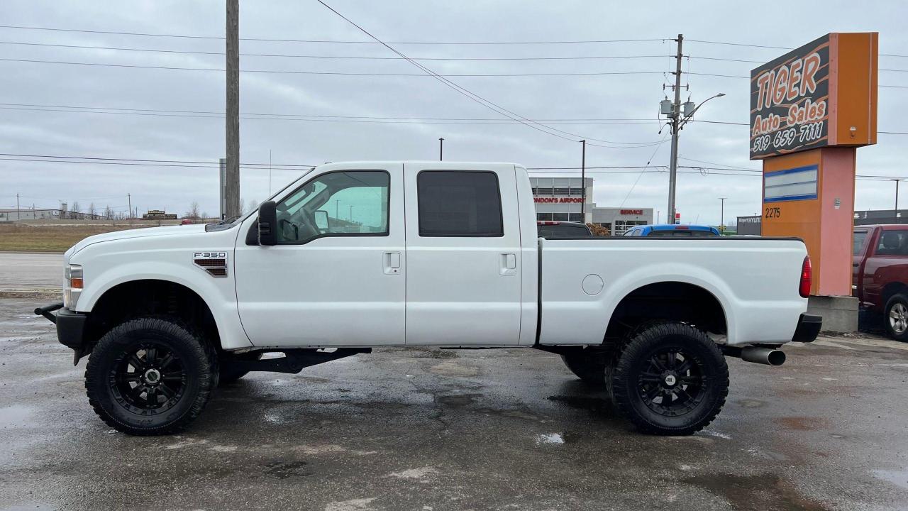 2010 Ford F-350 CABELA'S EDITION*4X4*CREW*ONLY 138KMS*DIESEL* - Photo #2