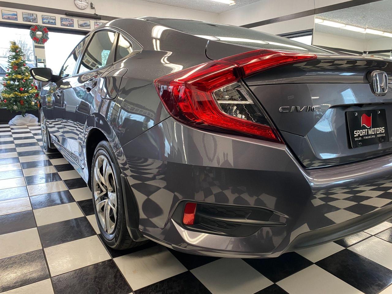 2016 Honda Civic LX+ApplePlay+Camera+Heated Seats+ACCIDENT FREE Photo98
