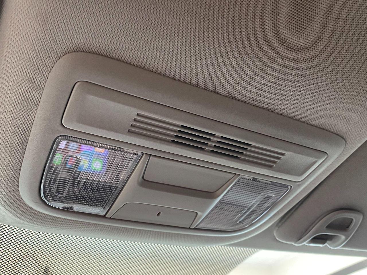 2016 Honda Civic LX+ApplePlay+Camera+Heated Seats+ACCIDENT FREE - Photo #40
