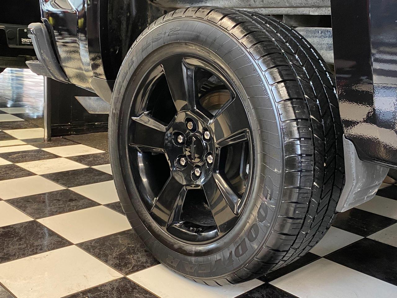 2018 Chevrolet Silverado 1500 Custom 4x4 5.3L V8+RemoteStart+Xenons+CLEAN CARFAX Photo116