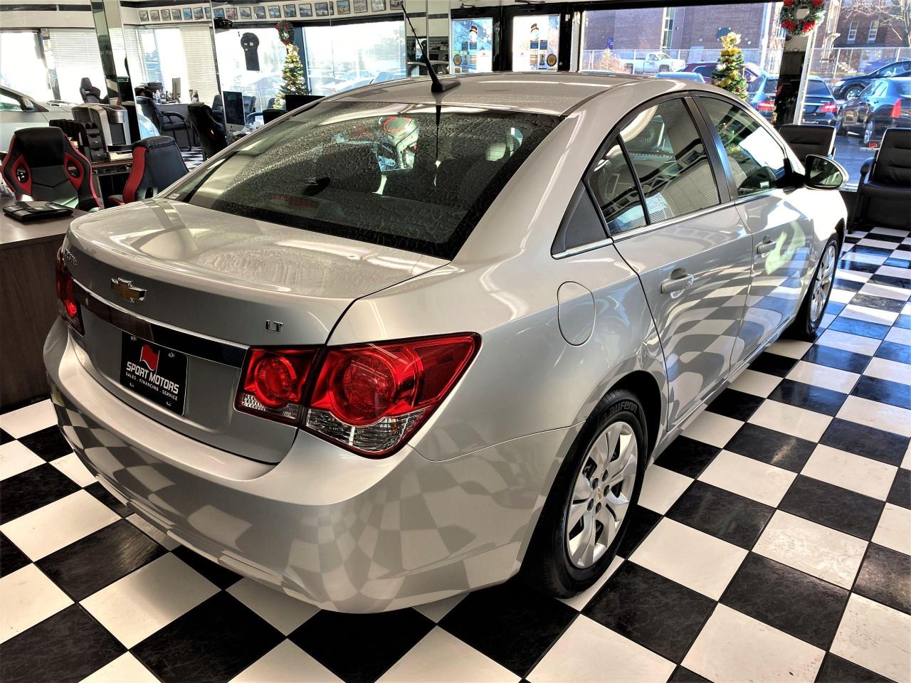 2013 Chevrolet Cruze LT Turbo+Bluetooth+Power Options+CLEAN CARFAX - Photo #4