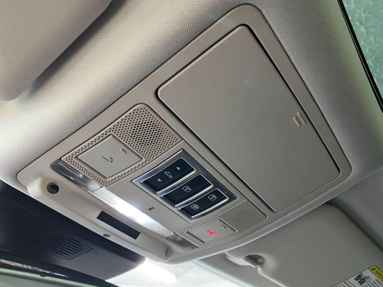 2018 Jaguar XE Prestige AWD+Cooled Seats+Blind Spot+CLEAN CARFAX - Photo #53