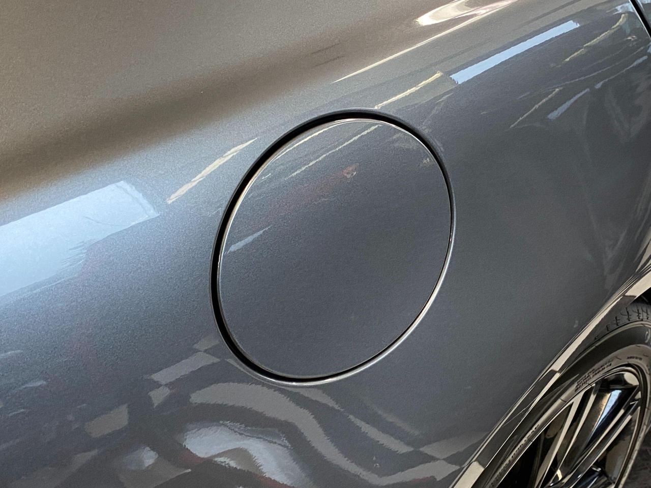2018 Jaguar XE Prestige AWD+Cooled Seats+Blind Spot+CLEAN CARFAX - Photo #74
