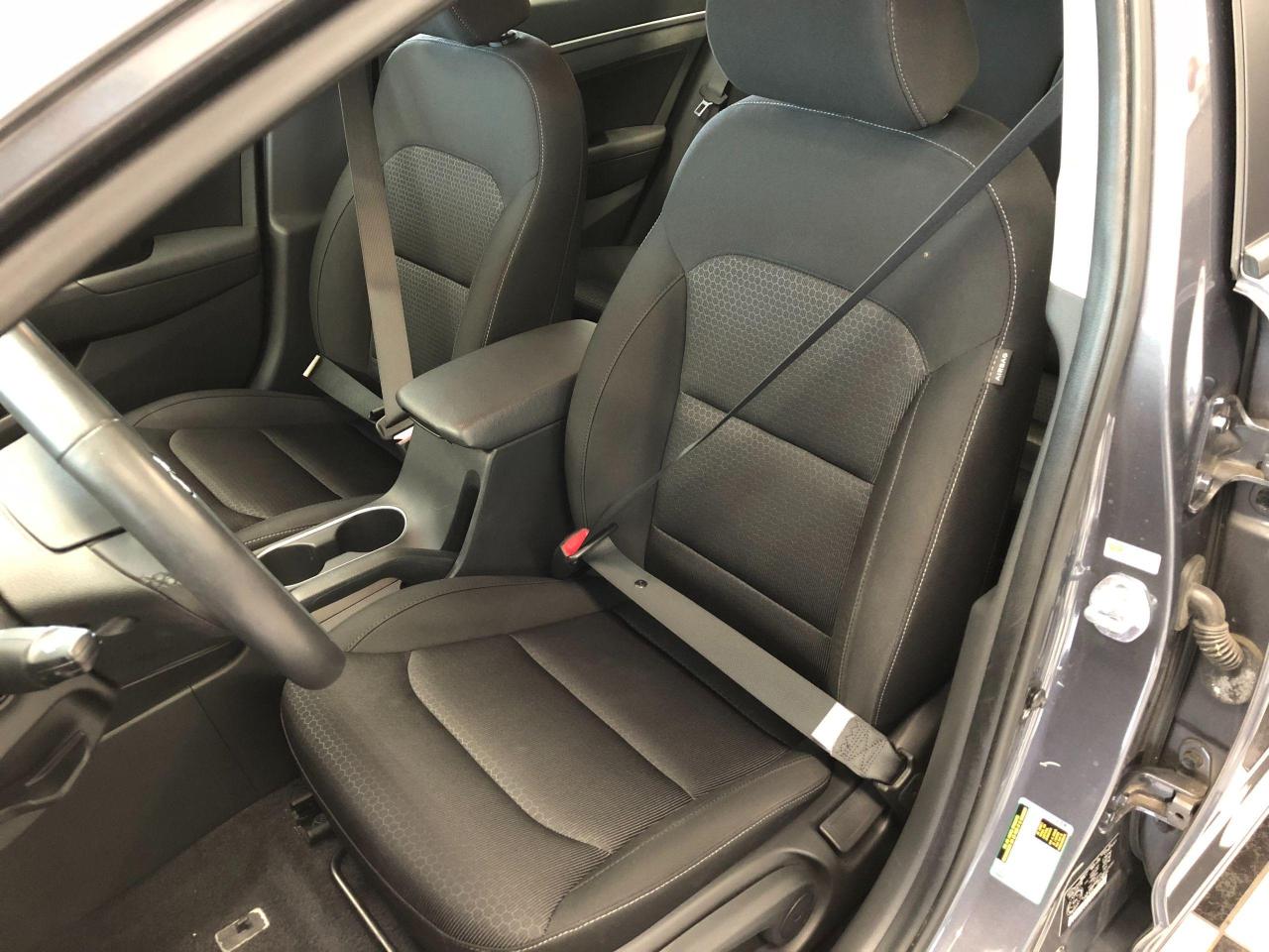2017 Hyundai Elantra GL+ApplePlay+Camera+Blind Spot+CLEAN CARFAX Photo88