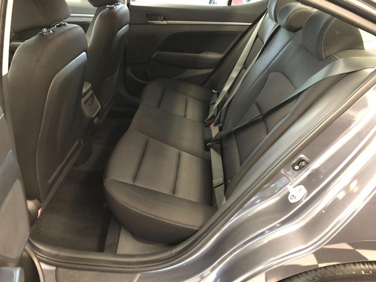 2017 Hyundai Elantra GL+ApplePlay+Camera+Blind Spot+CLEAN CARFAX Photo92