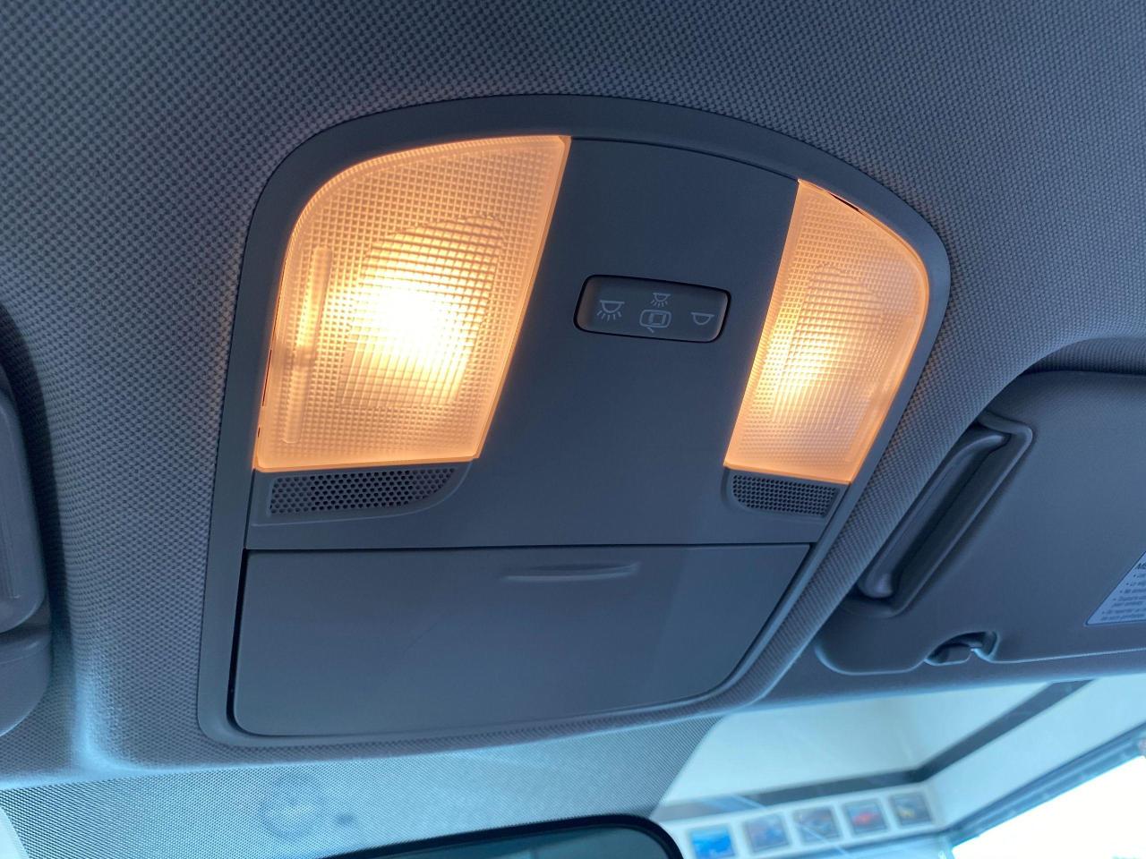 2017 Hyundai Elantra GL+ApplePlay+Camera+Blind Spot+CLEAN CARFAX - Photo #48