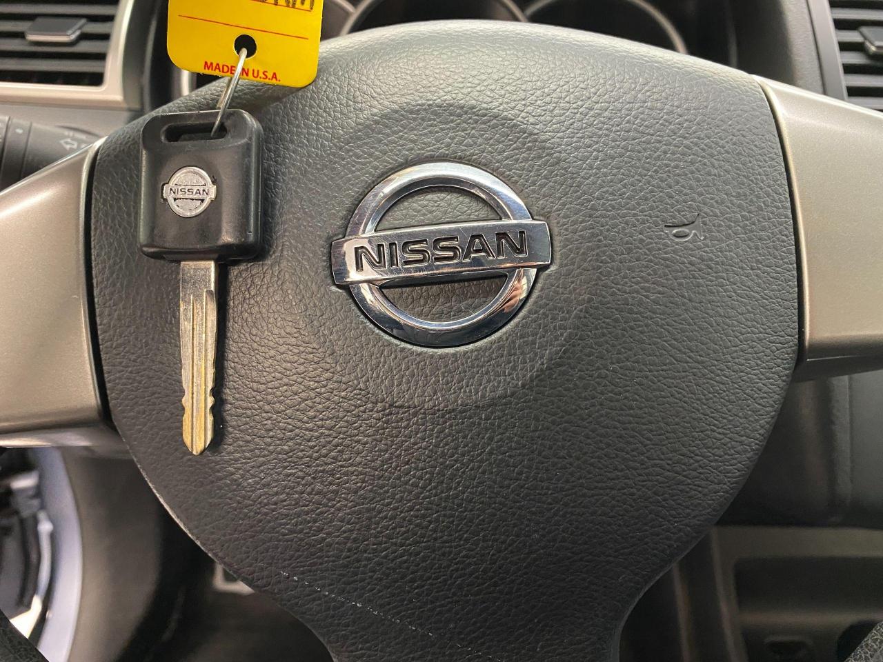 2009 Nissan Versa 1.8 S+Power Options+A/C+CLEAN CARFAX - Photo #14