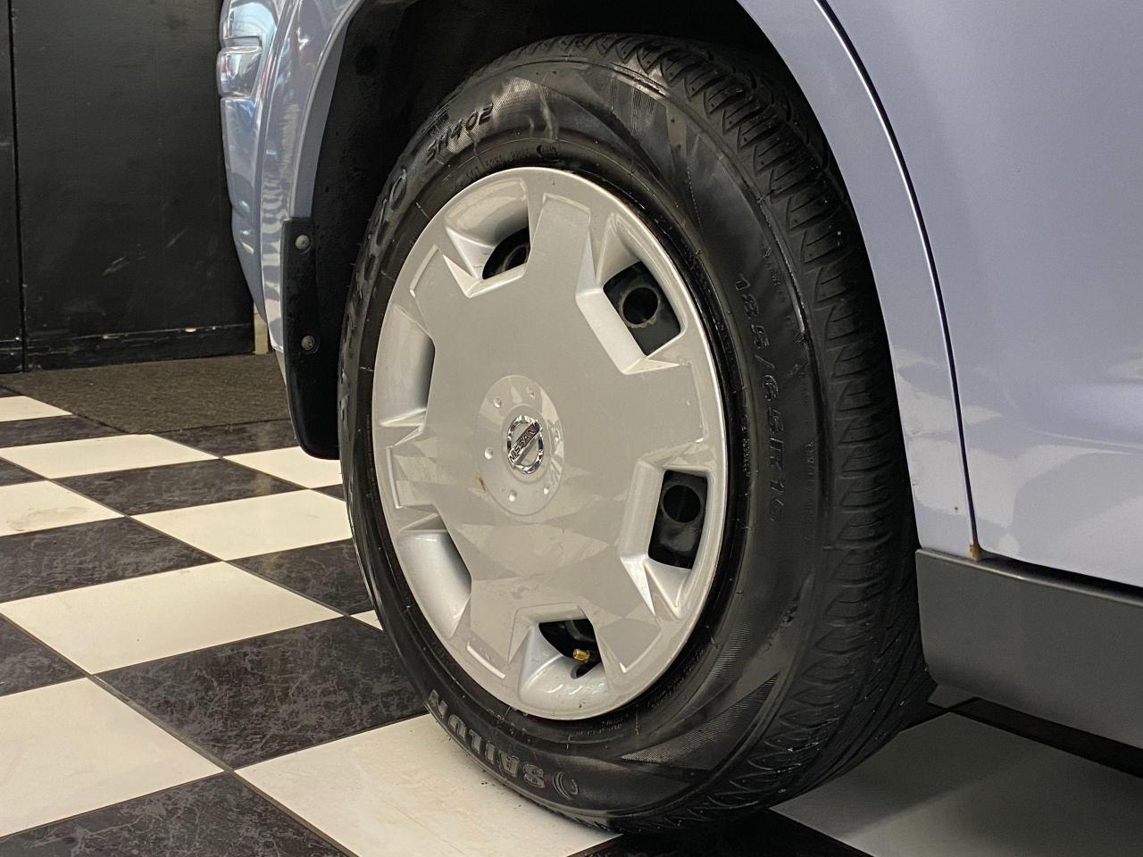 2009 Nissan Versa 1.8 S+Power Options+A/C+CLEAN CARFAX - Photo #42