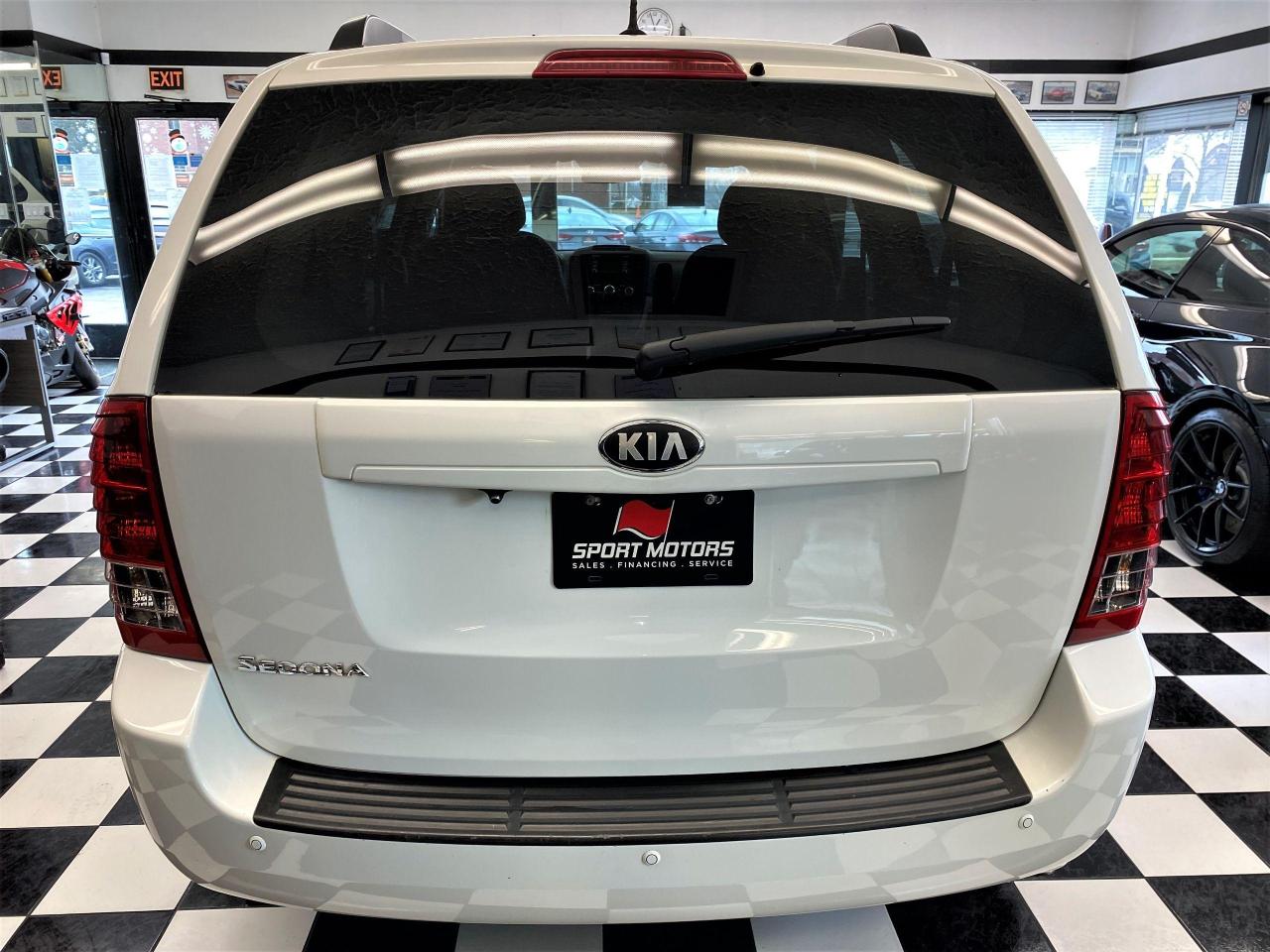2014 Kia Sedona LX+Camera+Heated Seats+Cruise+CLEAN CARFAX - Photo #3