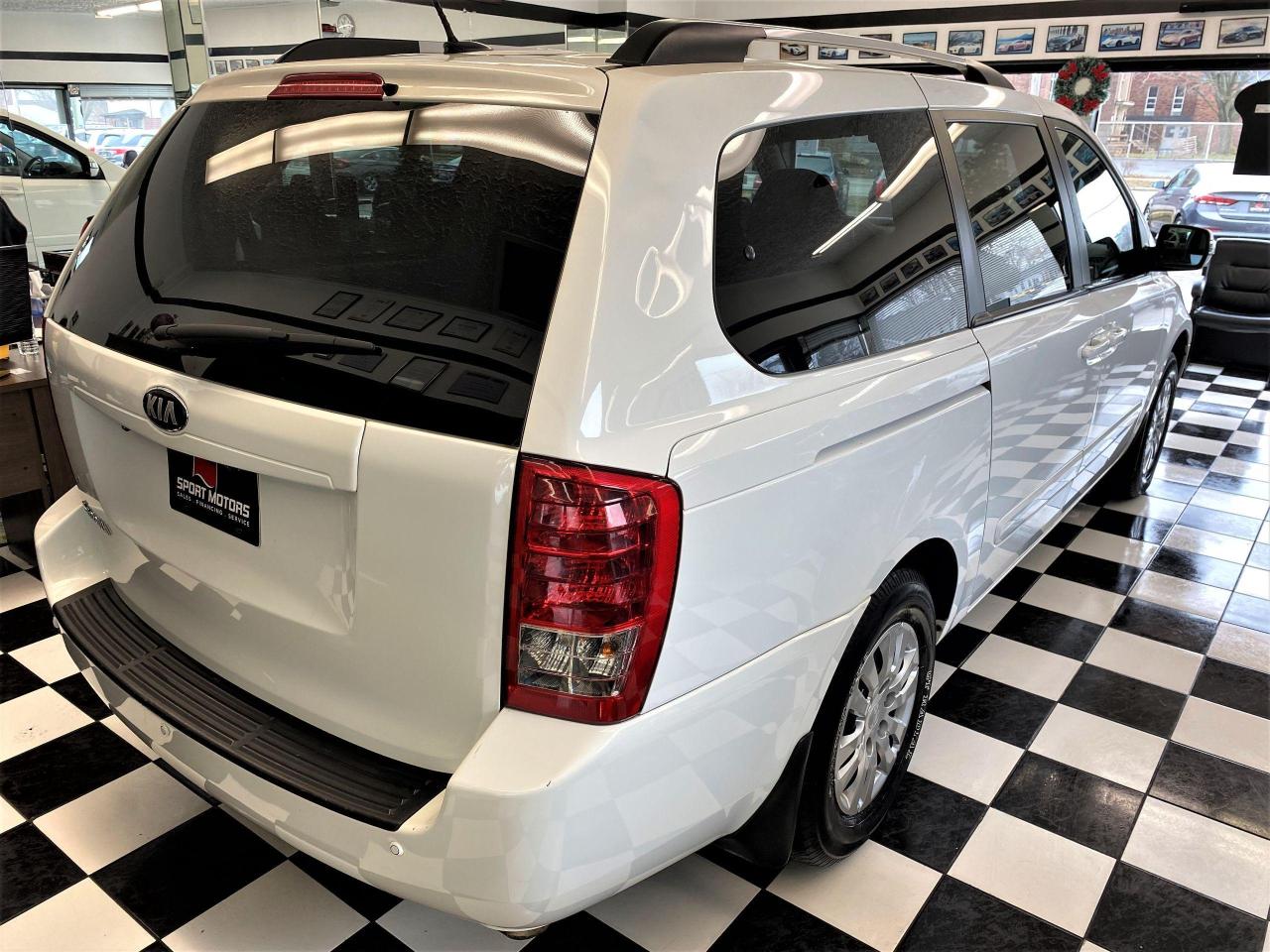 2014 Kia Sedona LX+Camera+Heated Seats+Cruise+CLEAN CARFAX - Photo #4