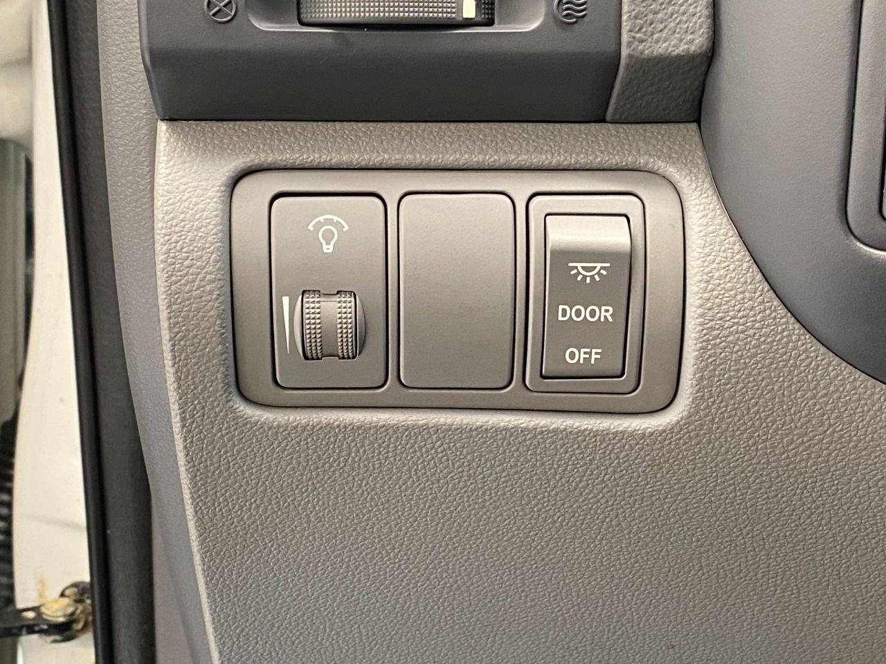 2014 Kia Sedona LX+Camera+Heated Seats+Cruise+CLEAN CARFAX - Photo #31